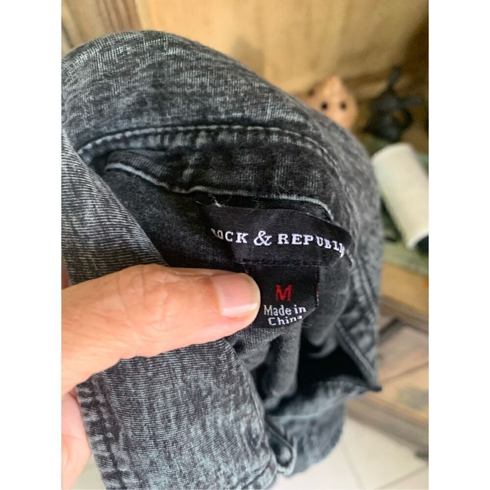 Rock & Republic Distressed Button Down - Picture 3 of 6